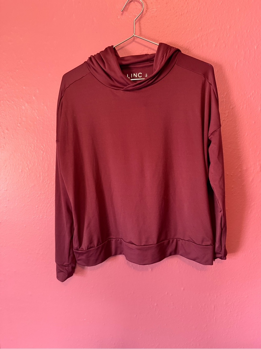 LINC International Concepts Maroon Hooded Long-Sleeve Top